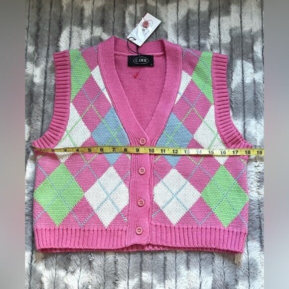 CIDER Soft Diamond Check Pattern Patchy Knit Button Front Vest Pink Size Large - Picture 7 of 8